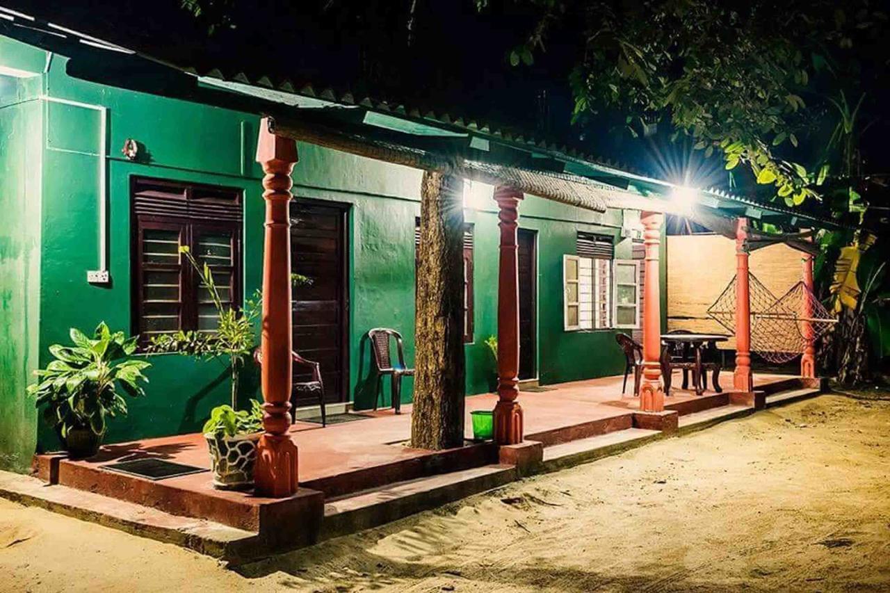 Coconut Park Bed & Breakfast Anuradhapura Eksteriør bilde